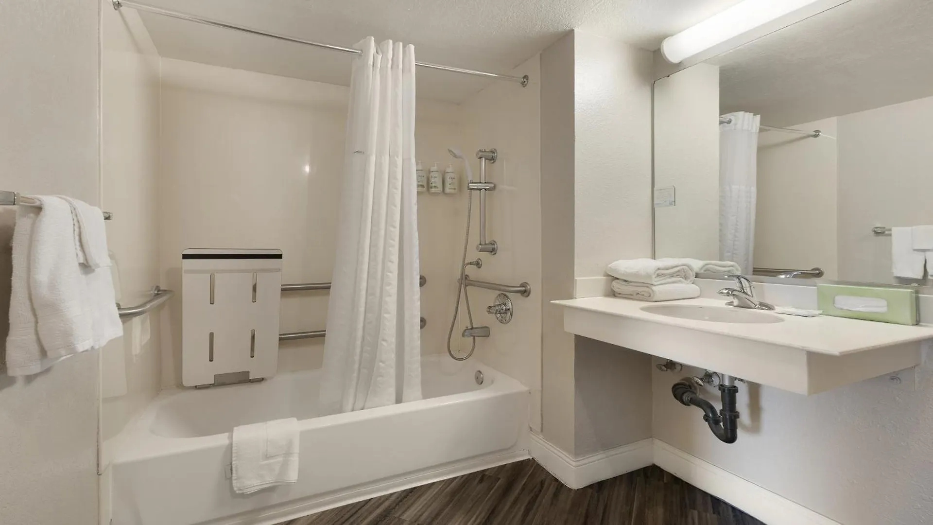 Howard Johnson By Wyndham Sacramento Downtown 3*,  Amerikai Egyesült Államok
